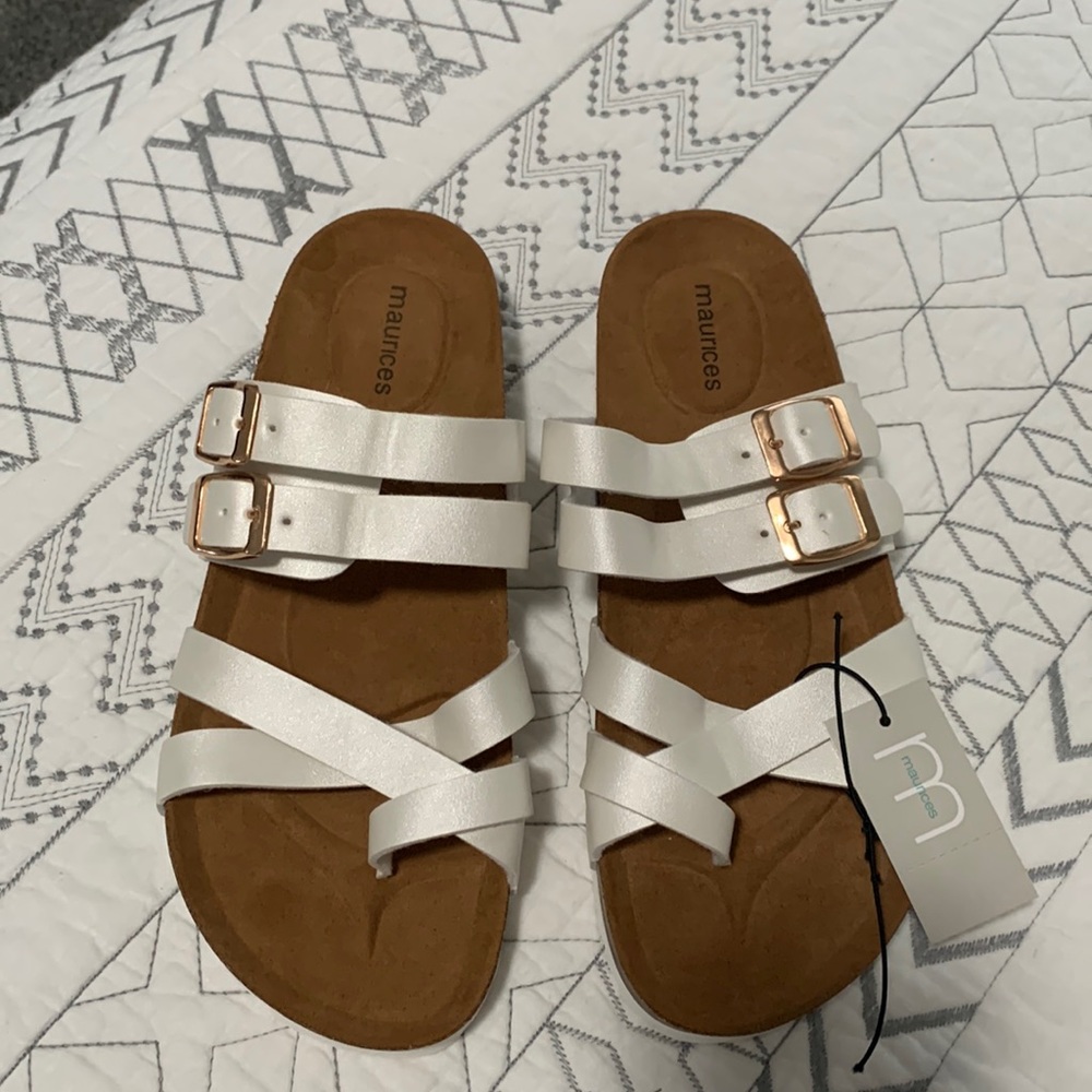 Maurices Birk style Sandals. Size 8 NWT